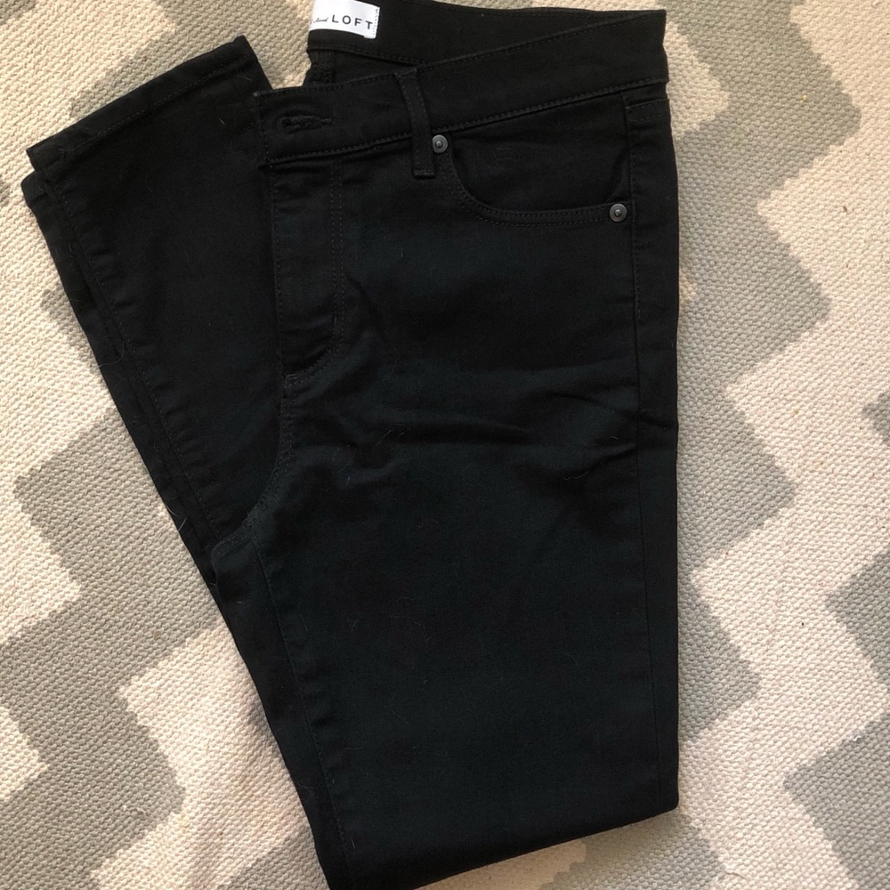 LOFT Modern Skinny Black Jeans Size 29/8 P